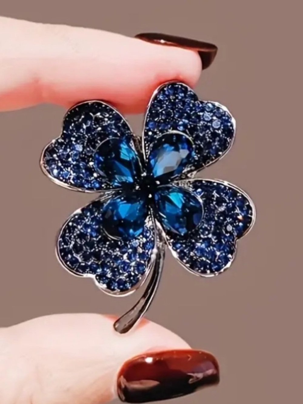 Blue Crystal Four-Leaf Clover Brooch - Elegant Women's Jewelry